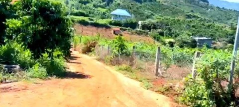 Bán đất 2 mặt tiền  view đep khu dân cư...