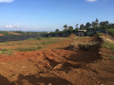 Cần bán lô đất diện tích 1700m2 tại...