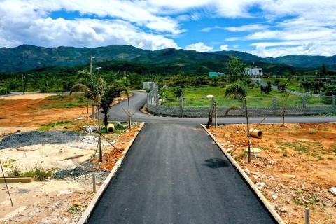 cần bán gấp 1,6 sào đất tại Đinh Công...