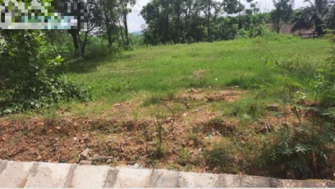 Cần bán mảnh đất ngộp mặt đường nhựa...