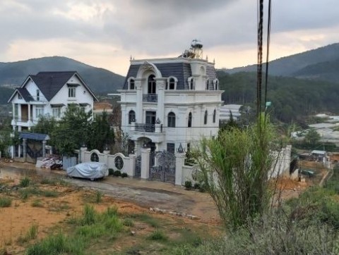 BÁN LÔ ĐẤT DIỆN TÍCH 212.2M2 ĐẤT XÂY...