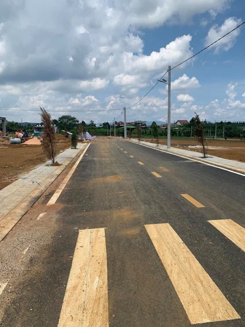 Cần bán lô đất 125m trung tâm xã Lộc...