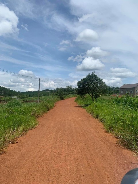 Bán đất đẹp 2 mặt tiền nhựa Xã...