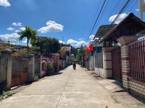 Cần bán lô đất thổ cư nằm ngay trung tâm...