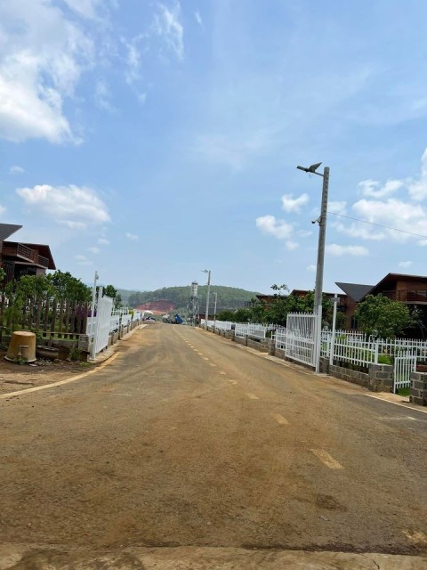 Cần bán 1,3 héc ( 13.000m2 ) sổ sách đầy...