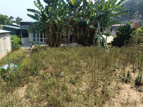 Cần bán Lô đất ngay Trung tâm thị trấn...