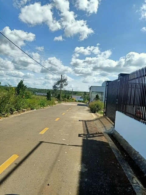 Bán lô đất gần trung tâm xã Lộc Quảng, ...