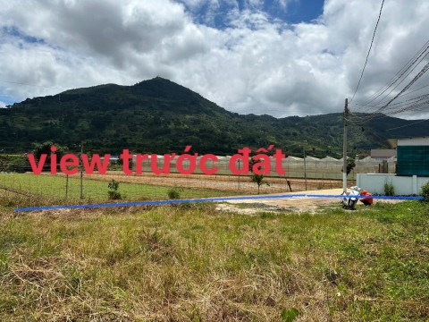 Cần bán lô đất 2 mặt tiền DT: 200m2 - Xã...