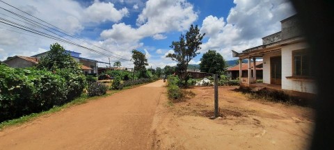 Cần tiền tách thửa bán rẻ lô đất 200m2...