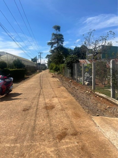 Cần bán gấp lô đất diện tích 2.550m tại...