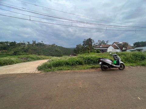 Chính chủ ngộp cần bán đất 10*33 100m...