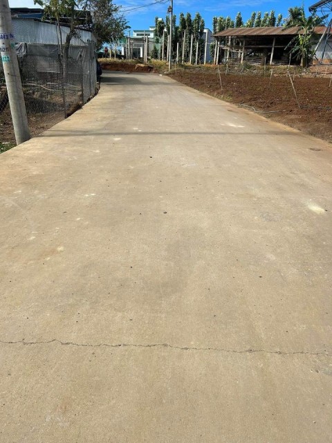 Bán lô đất diện tích 222m2 tại thị trấn...