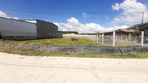 Cần bán lô đất 271m2 ngang 8 dài 34 mặt...