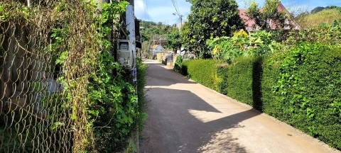 Cần bán gấp đất ngay trung tâm thị trấn...