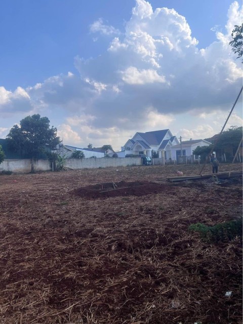 Cần tiền bán đất hạ giá 400tr còn 3,2tỷ...