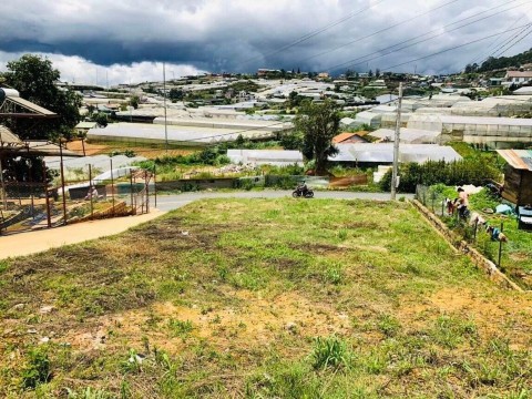 Bán Lô Đất Mặt Tiền Đường Nam Hồ Phường...