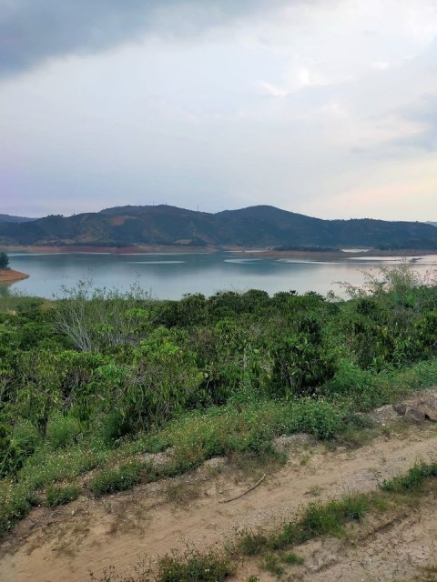 Bán lô đất view đẹp như hình tại Xã Tân...