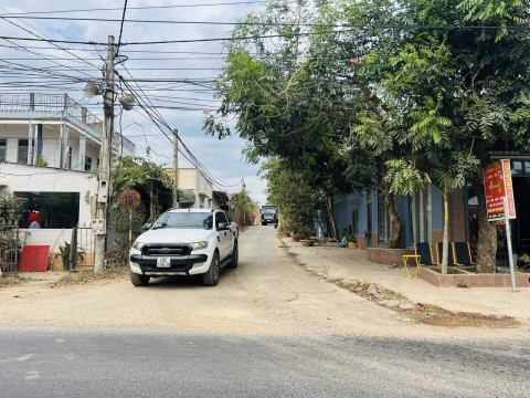 Cần bán nền đất trung tâm xã Bình Thạnh...