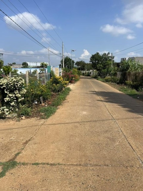 ÁN GẤP 2 SÀO ĐẤT THỔ CƯ - VIEW NÚI RCHAI...