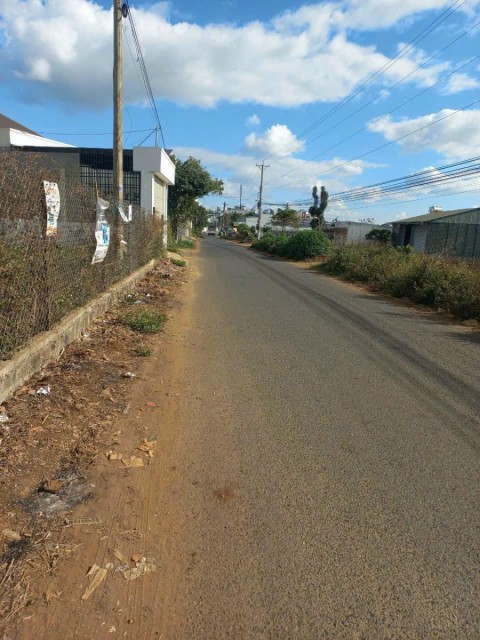 Bán đất tiền nhựa ngay lô 90 thị trấn...