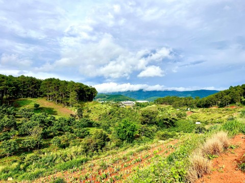 Mảnh đất sào hiếm, đẹp còn sót lại ở Tà...
