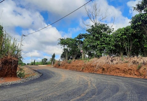 BÁN ĐẤT GẦN RESORT NGAY LỘC NGA TP BẢO...
