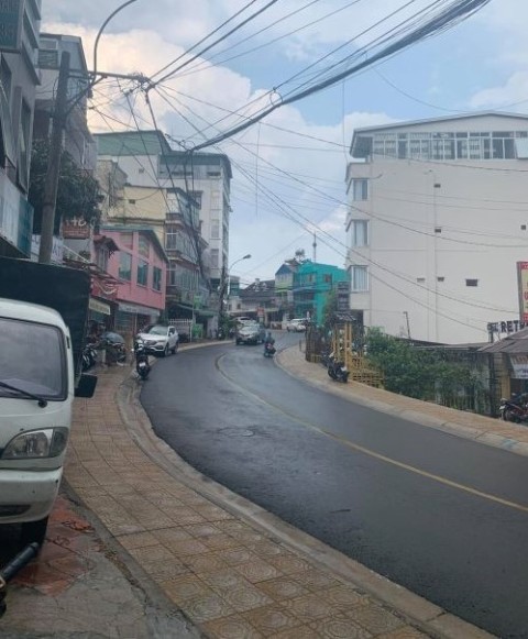 BÁN LÔ ĐẤT MẶT TIỀN NGUYỄN CHÍ THANH,...