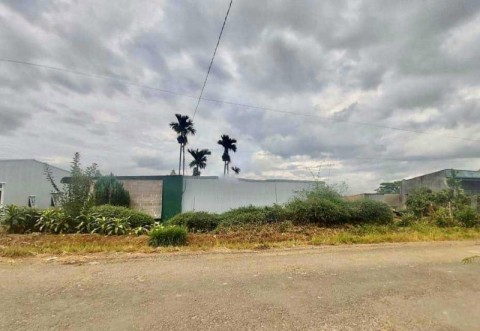 CẦN BÁN GẤP LÔ ĐẤT NGHỈ DƯỠNG ĐƯỜNG NGÔ...