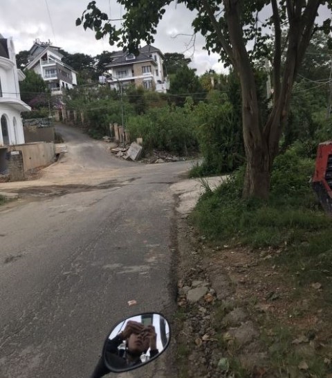 CẦN BÁN LÔ ĐẤT ĐẦU ĐÈO VIEW RỪNG THÔNG...