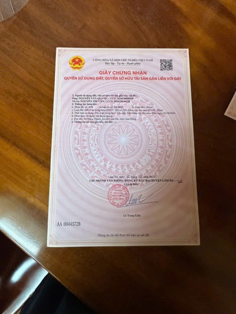 Đất cách nhựa 200m mặt tiền ngang 11m...