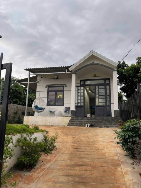 Mảnh đất đẹp sẵn nhà đẹp view đồi thông...