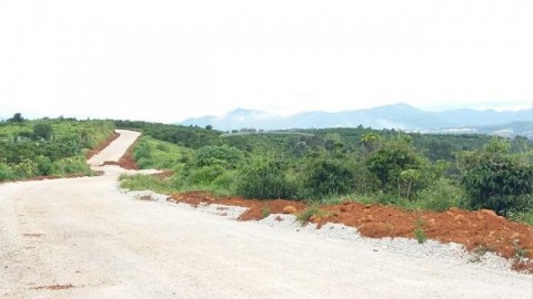 KẸT TIỀN CẦN BÁN GẤP 2 LÔ ĐẤT ĐẸP MỘNG...