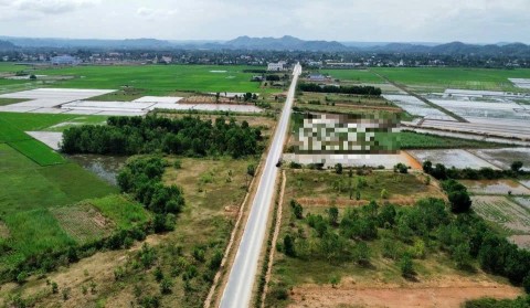 Cần bán đất tại Mt Dh97 Trung Tâm Tt Cát...