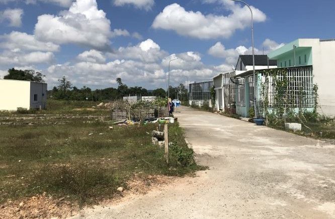 ban nen 120m2 cach trung tam thi tran duong dong 2km