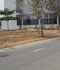 ban dat xay nha nghi mat tien duong nguyen an ninh huong tay bac