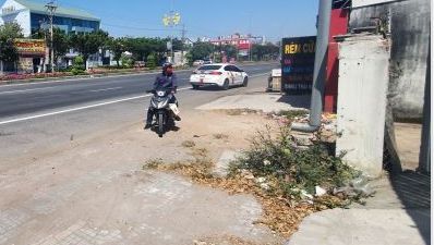 ban dat mat tien quoc lo 51 gan sieu thi coopmart phu my gia 56 ty