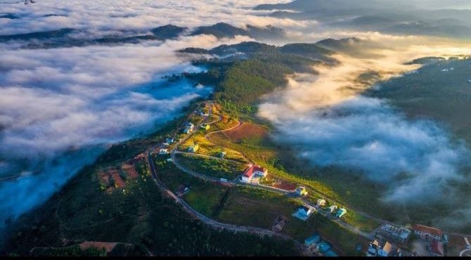 nen dat cuc dep duong nhua 6m view thoang dep khu dan cu dong duc