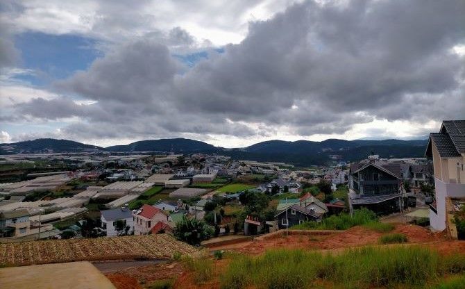 ban 2 lo dat biet thuu 400m2 tai cao thang p7 da lat