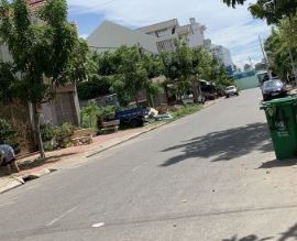ban 200m mat tien vo van kiet doi dien cong vien