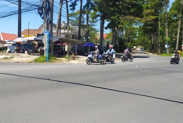 ban dat khu quy hoach pham hong thai p10 da lat